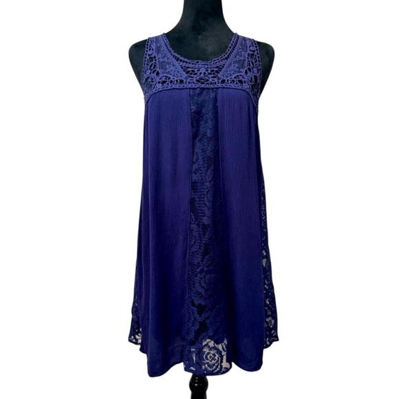 Love Fire Dresses & Skirts - Love Fire Dark Blue Lace with Lace detailing Neckline Dress Size Medium